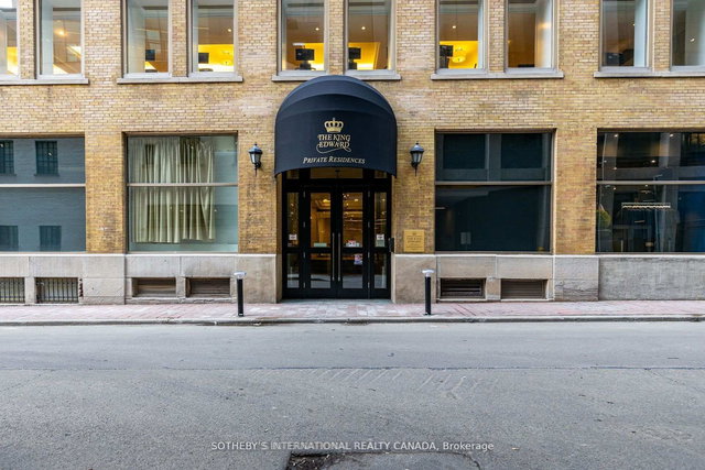 325 - 22 Leader Lane