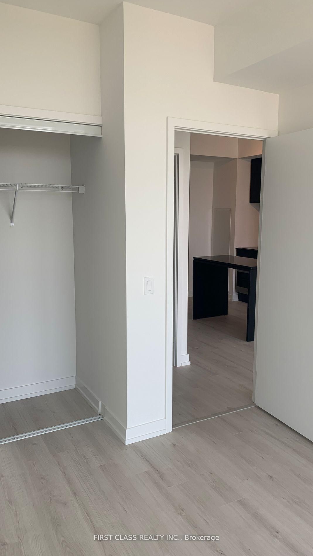 33 Helendale Avenue, Unit 2513 - Photo 8