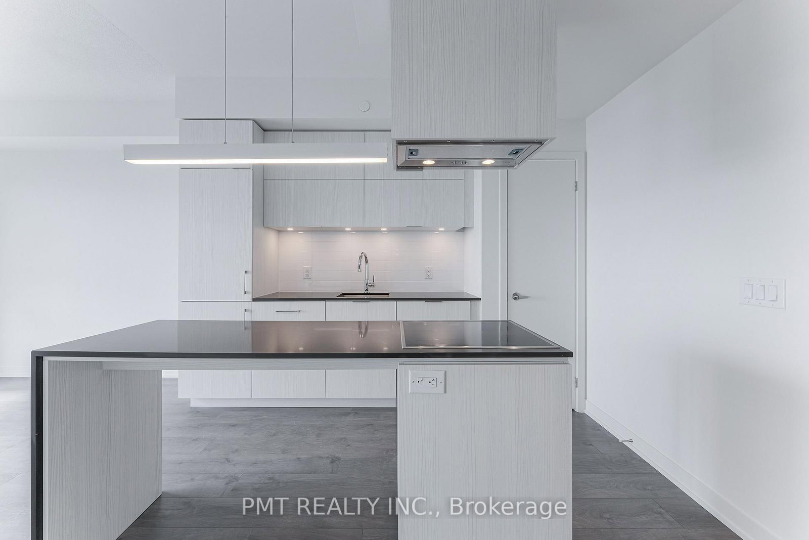 20 Richardson Street, Unit 1604 - Photo 3