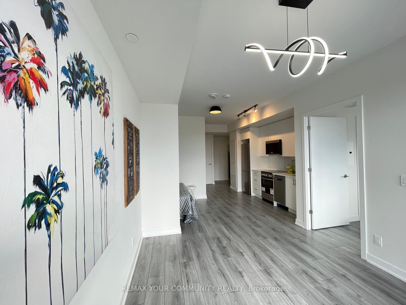 15 Ellerslie Avenue, Unit 806 - Photo 7