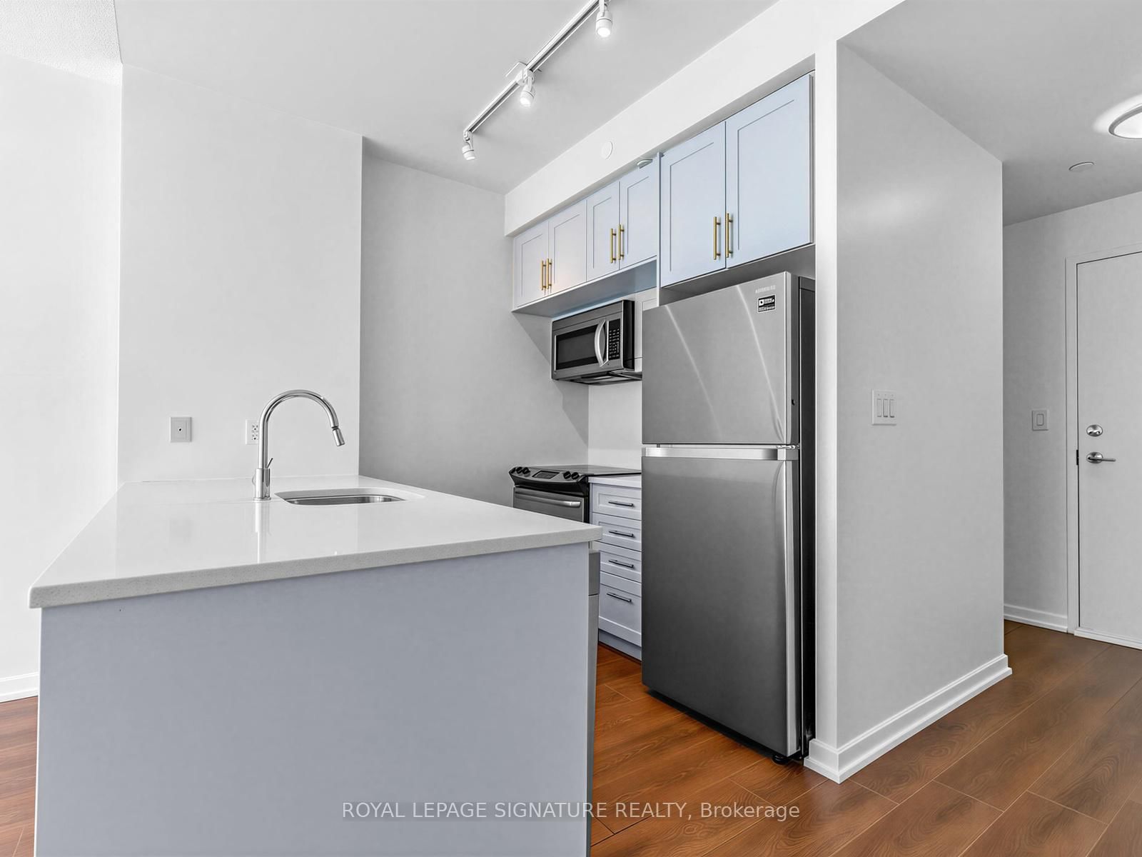 62 Forest Manor Road, Unit 1306 - Photo 3