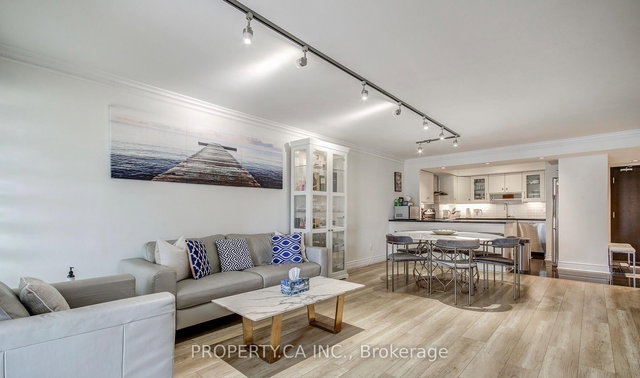 1115 - 25 The Esplanade