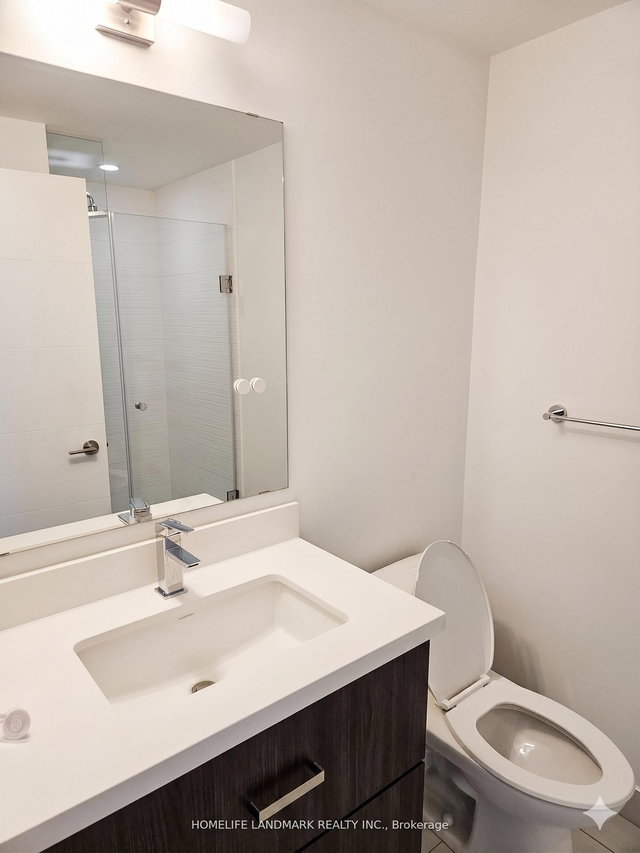 701 - 50 Wellesley Street E