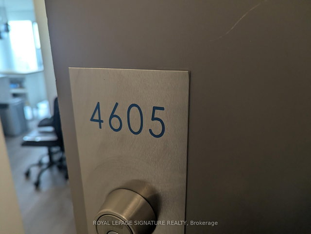 4605 - 181 Dundas Street E