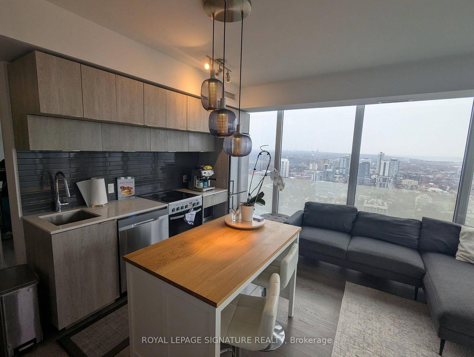 Condo for lease at 4605-181 Dundas Street, Toronto, Ontario, M5A 0N5 - Moss Park - MLS: C13011468