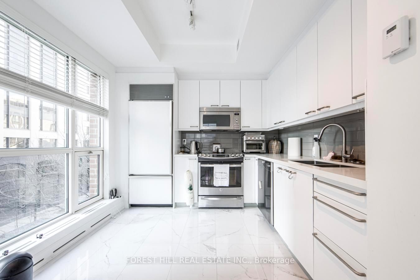 Condo for sale at 305-38 Avenue Road, Toronto, Ontario, M5R 2G2 - Annex - MLS: C13011582