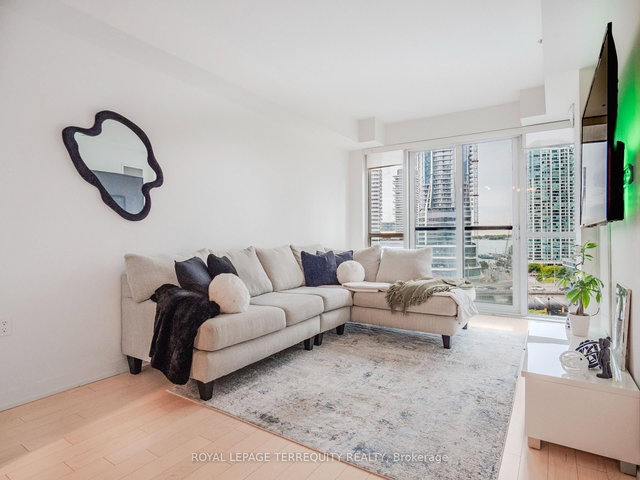 1009 - 1 The Esplanade