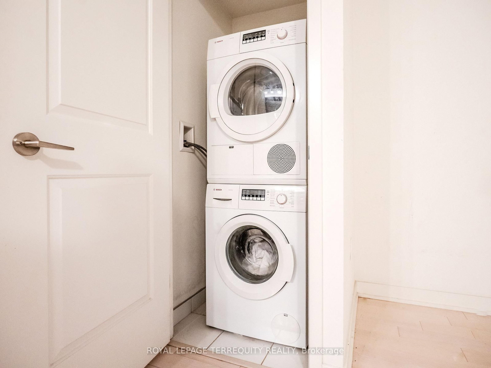 1 The Esplanade, Unit 1009 - Photo 29