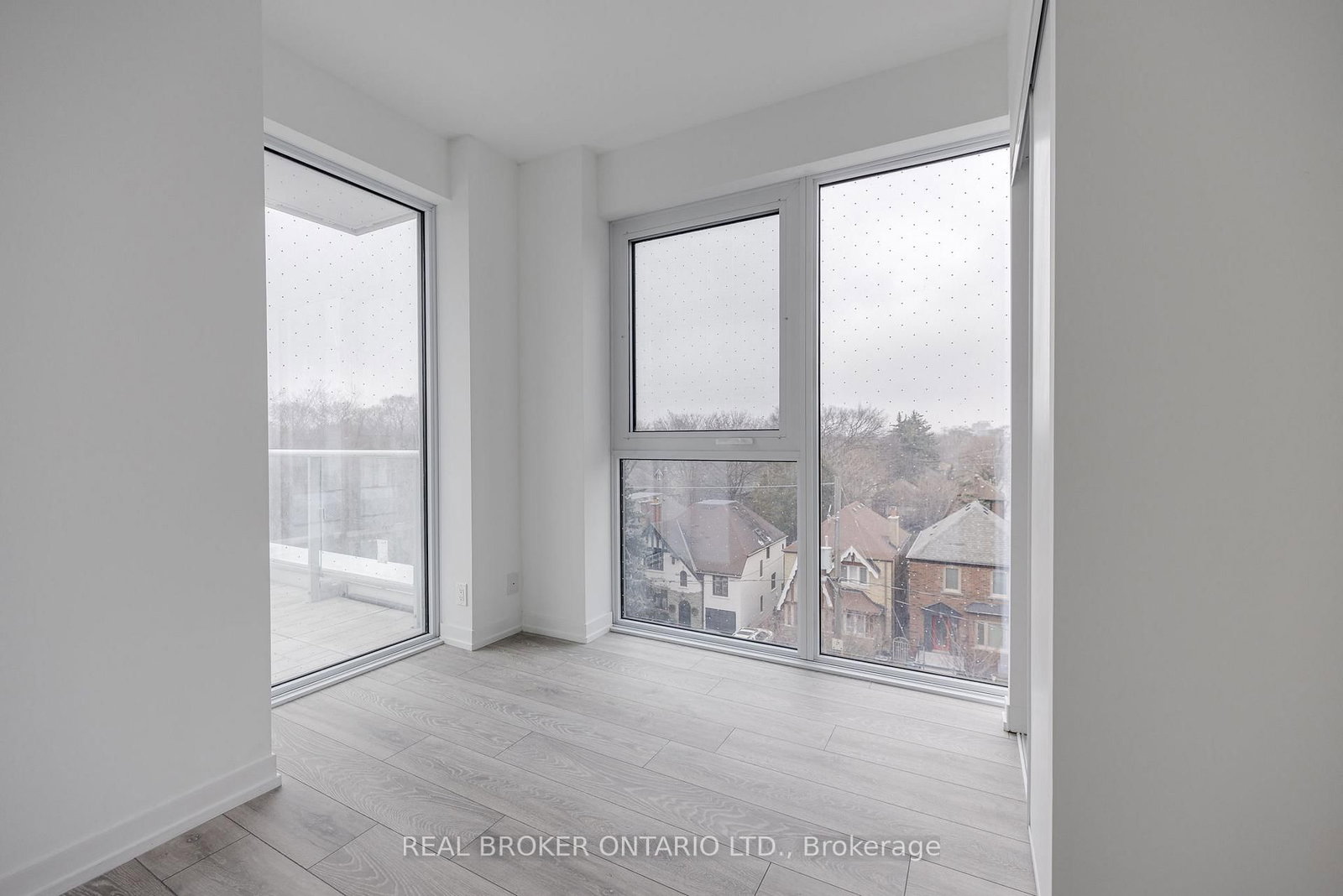 2020 Bathurst Street, Unit 311 - Photo 16