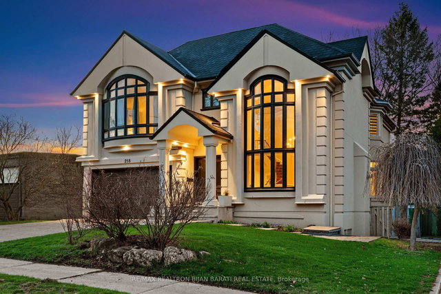 218 Hillcrest Avenue