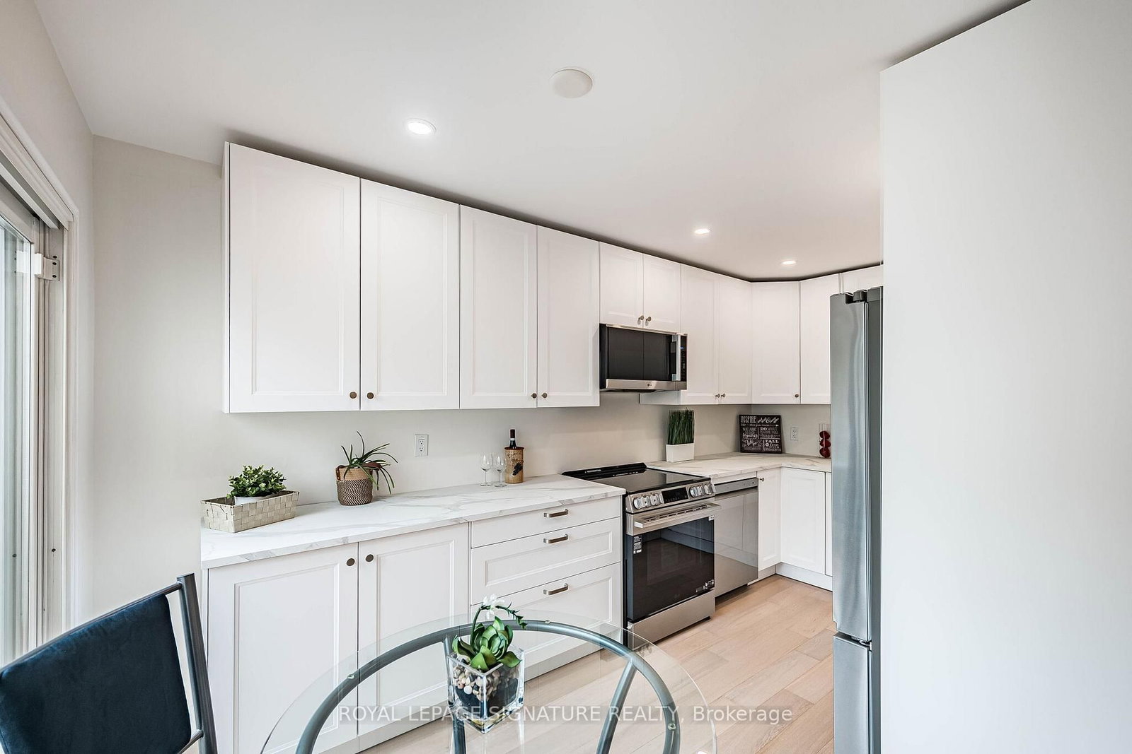 Townhouse for sale at 33 Cheryl Shepway, Toronto, Ontario, M2J 4R5 - Don Valley Village - MLS: C13012022