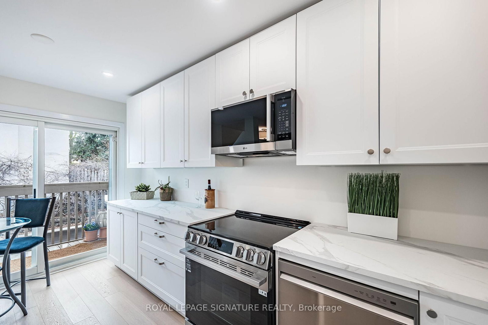 Townhouse for sale at 33 Cheryl Shepway, Toronto, Ontario, M2J 4R5 - Don Valley Village - MLS: C13012022