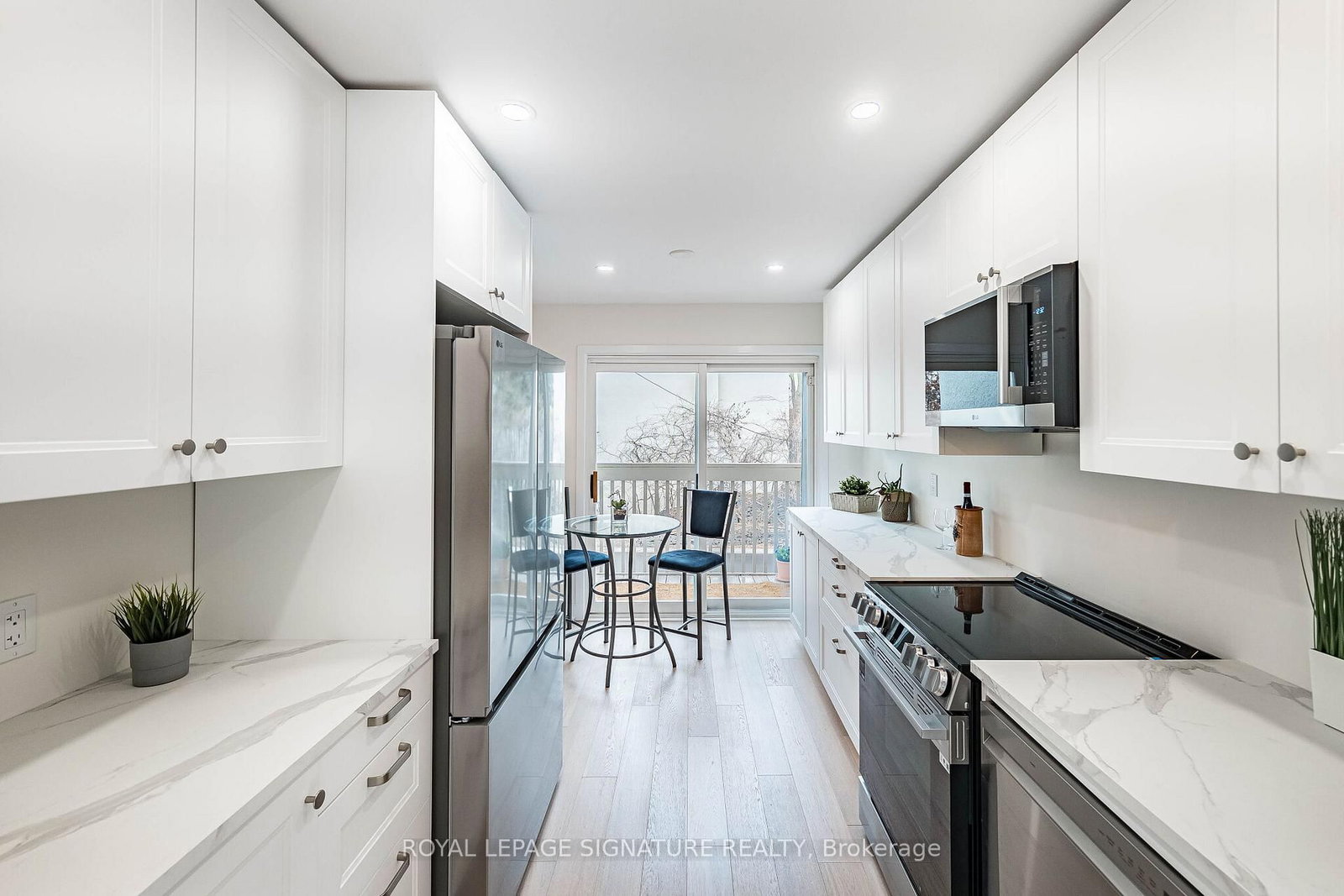 Townhouse for sale at 33 Cheryl Shepway, Toronto, Ontario, M2J 4R5 - Don Valley Village - MLS: C13012022