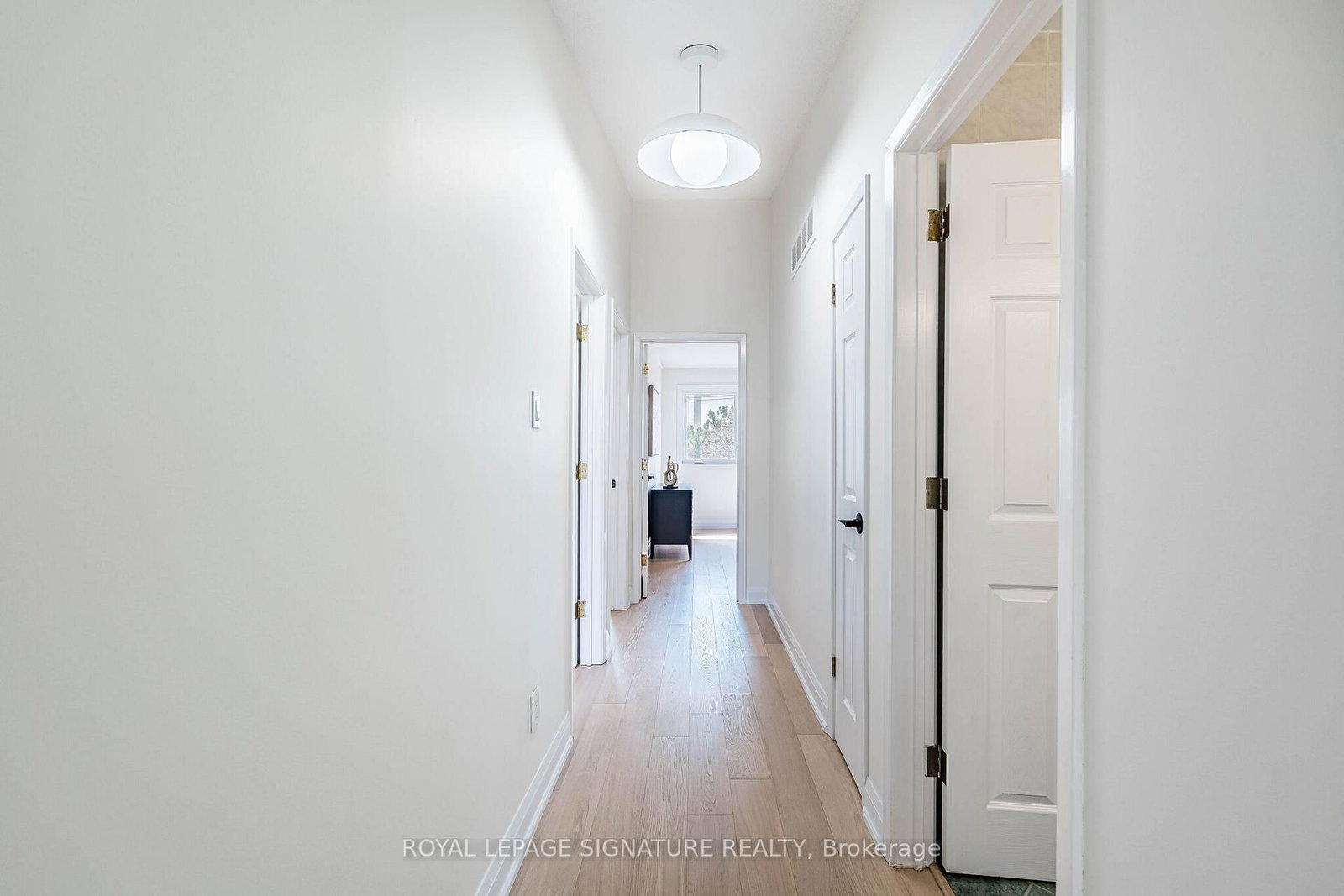 Townhouse for sale at 33 Cheryl Shepway, Toronto, Ontario, M2J 4R5 - Don Valley Village - MLS: C13012022