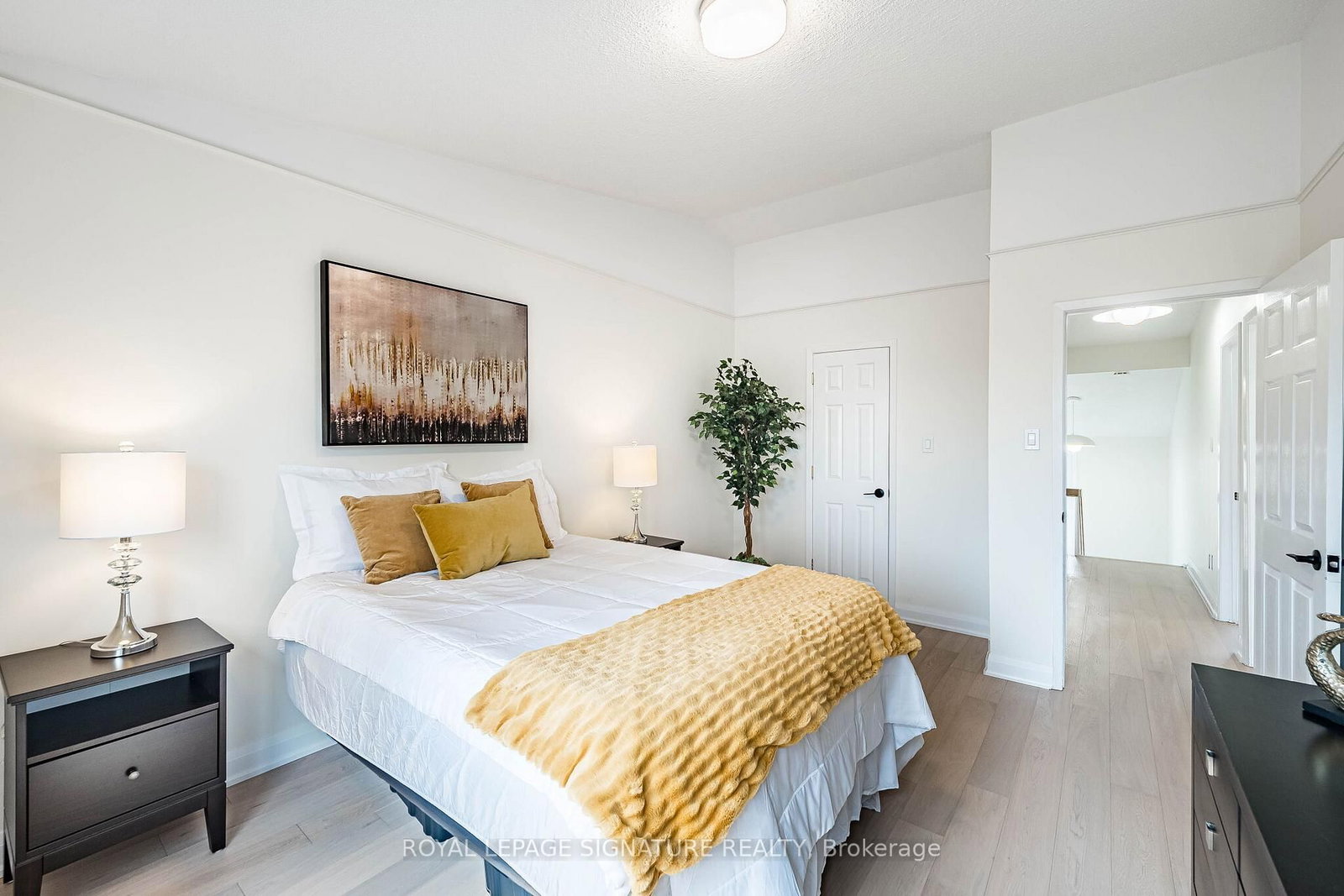 Townhouse for sale at 33 Cheryl Shepway, Toronto, Ontario, M2J 4R5 - Don Valley Village - MLS: C13012022