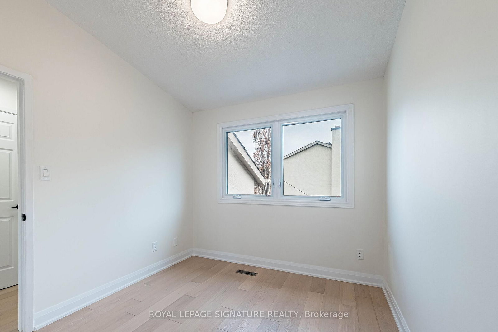 Townhouse for sale at 33 Cheryl Shepway, Toronto, Ontario, M2J 4R5 - Don Valley Village - MLS: C13012022