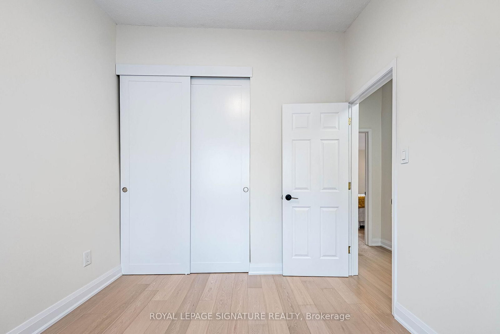 Townhouse for sale at 33 Cheryl Shepway, Toronto, Ontario, M2J 4R5 - Don Valley Village - MLS: C13012022