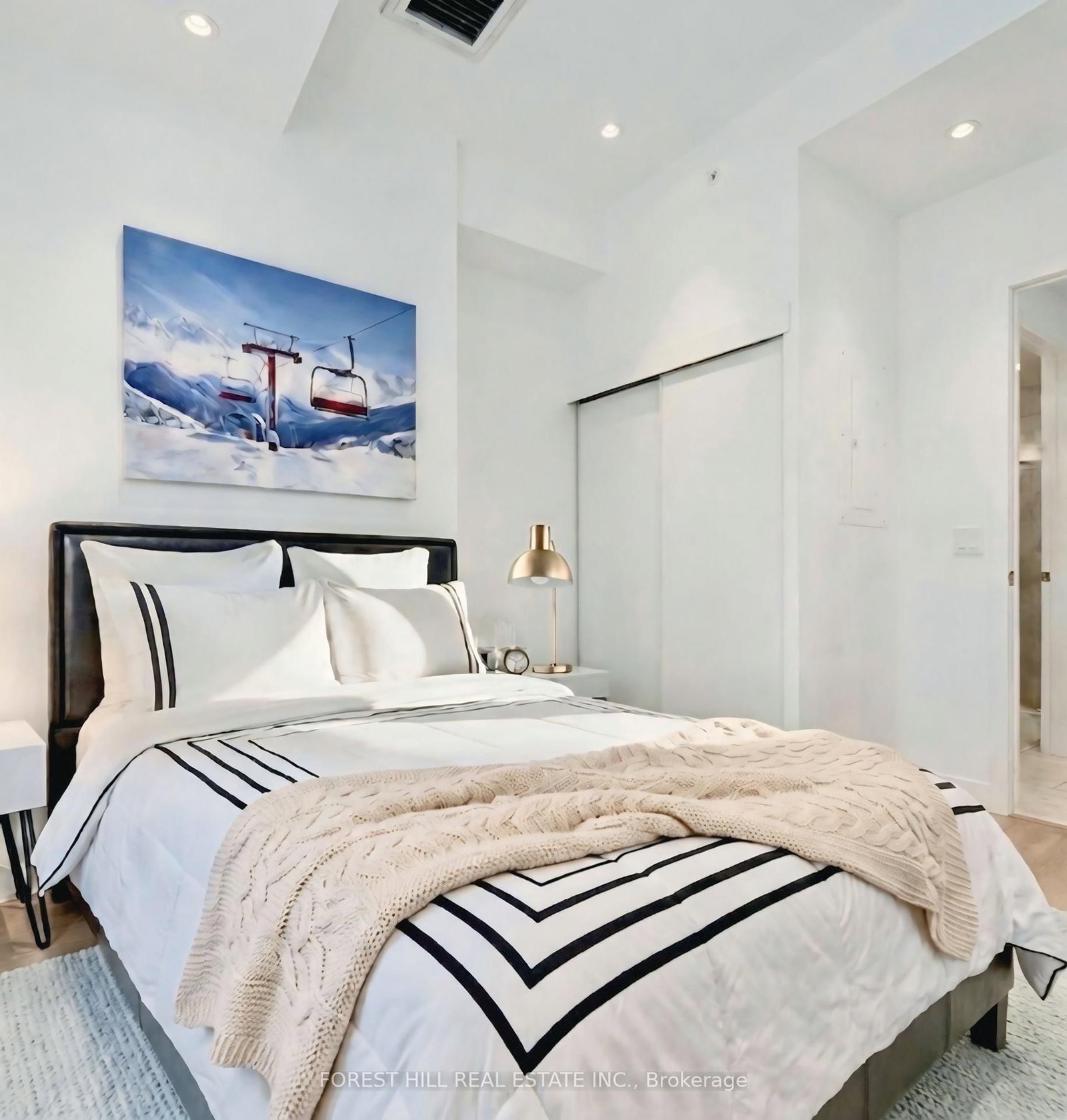 2020 Bathurst Street, Unit 908 - Photo 8