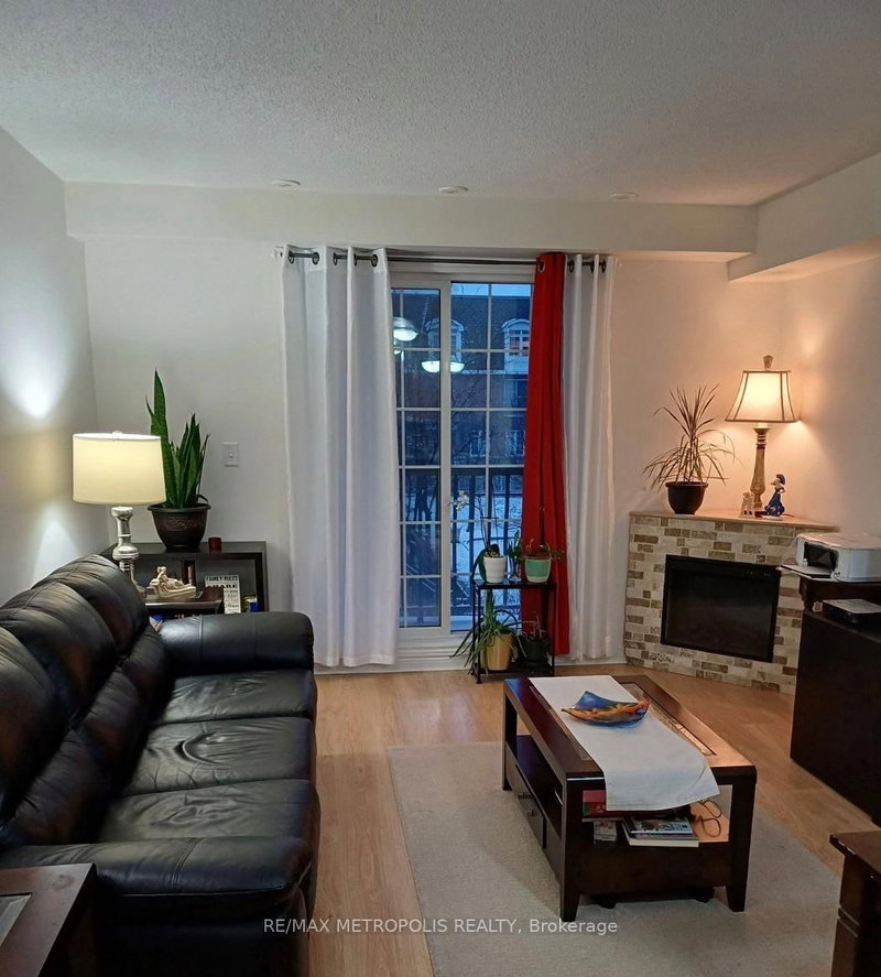 12 - 45 Cedarcroft Blvd, Toronto, M2R 3Y2 | Image 2