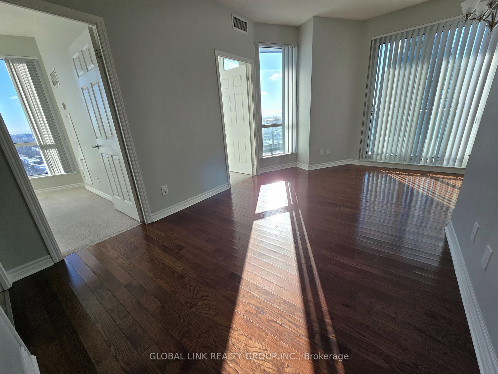 18 Holmes Avenue, Unit 2203 - Photo 7