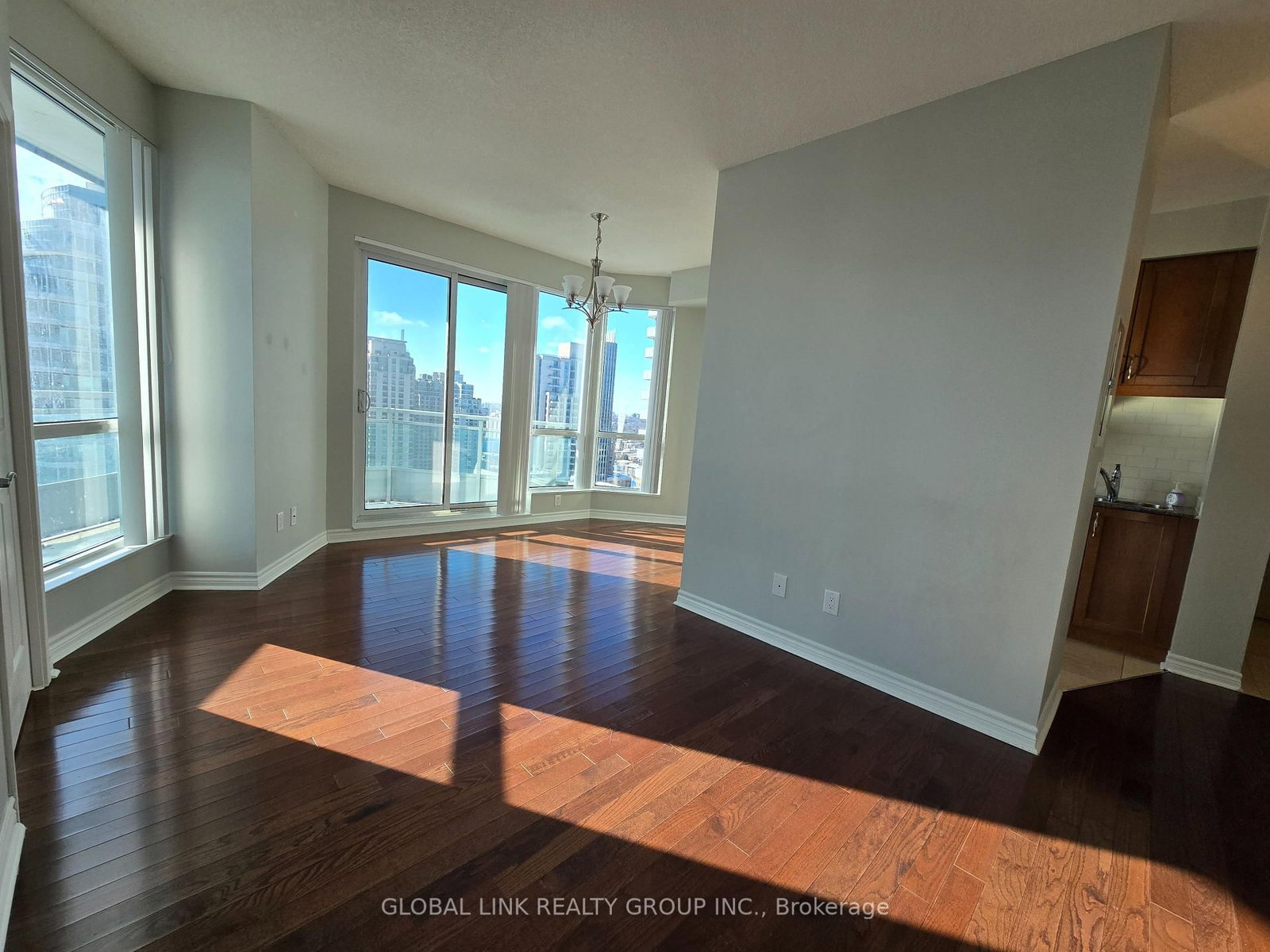 18 Holmes Avenue, Unit 2203 - Photo 8