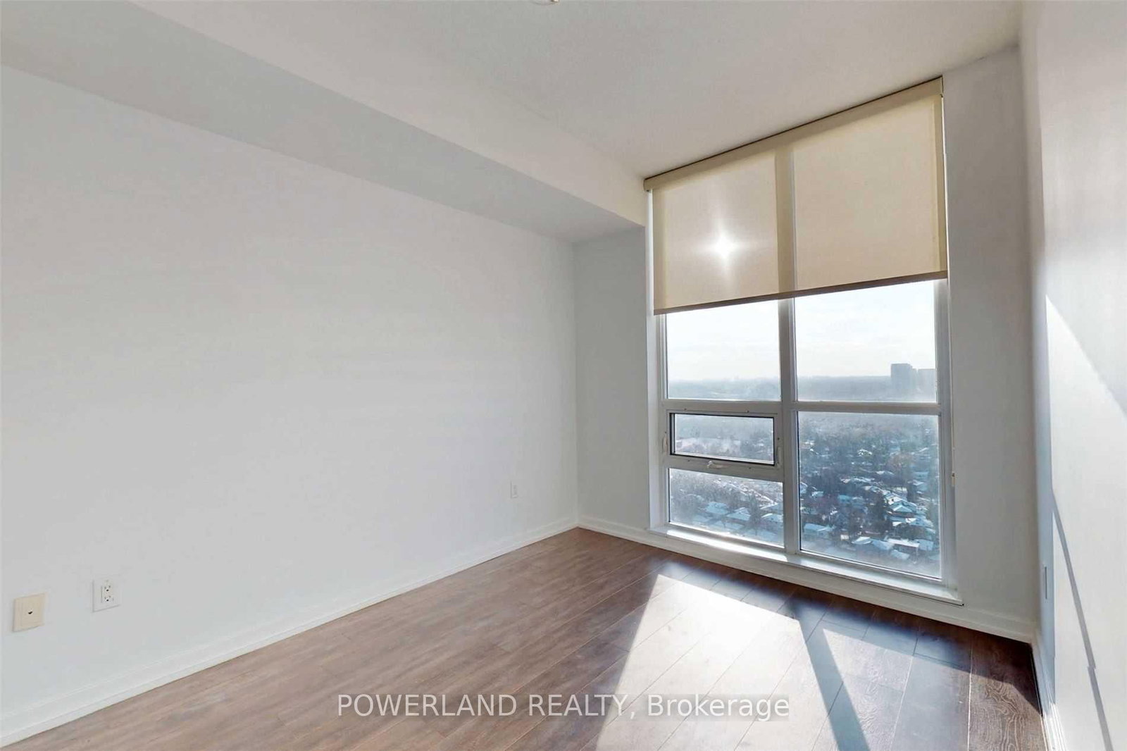 66 Forest Manor Road, Unit 2013 - Photo 4