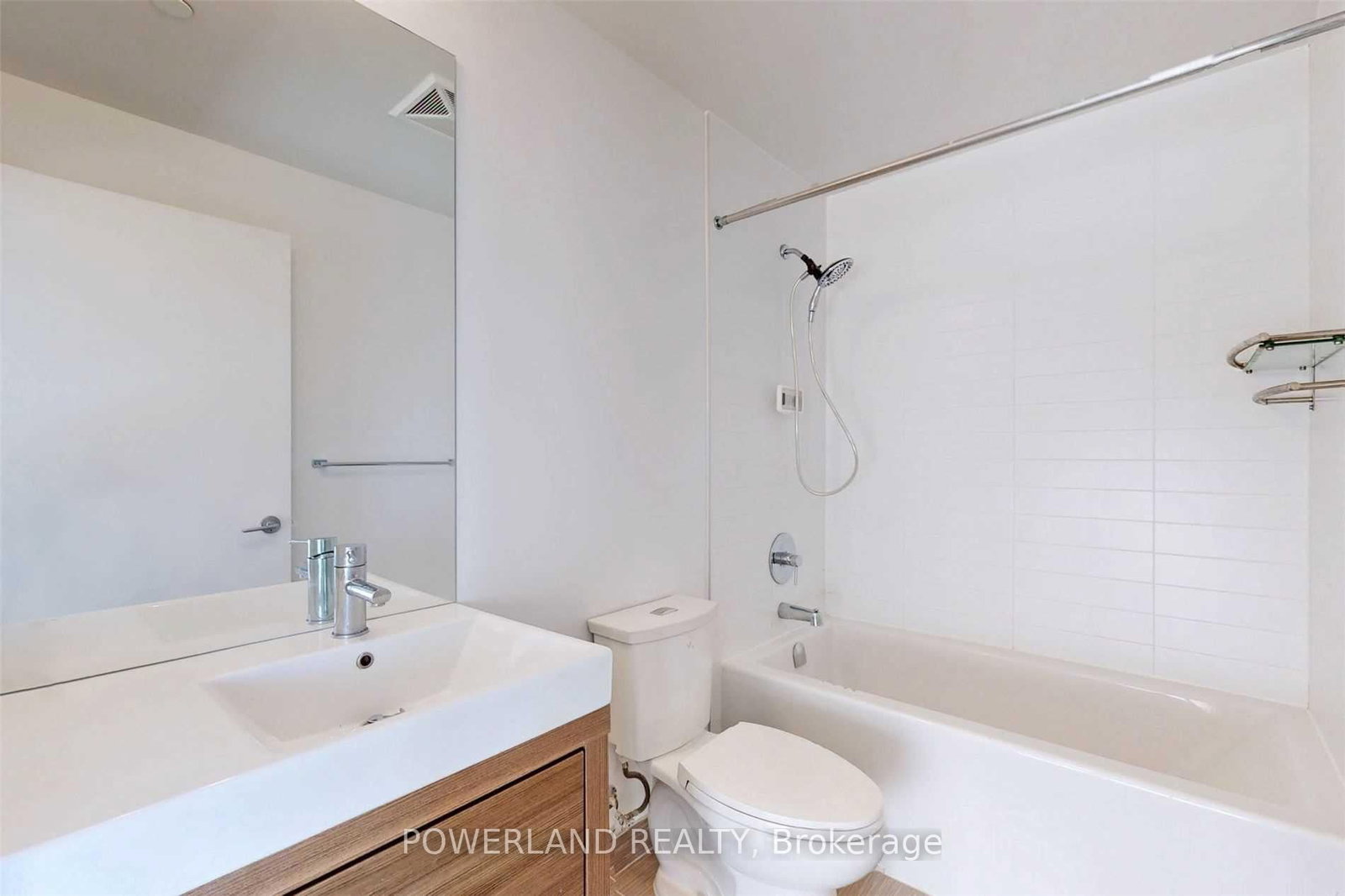 66 Forest Manor Road, Unit 2013 - Photo 5