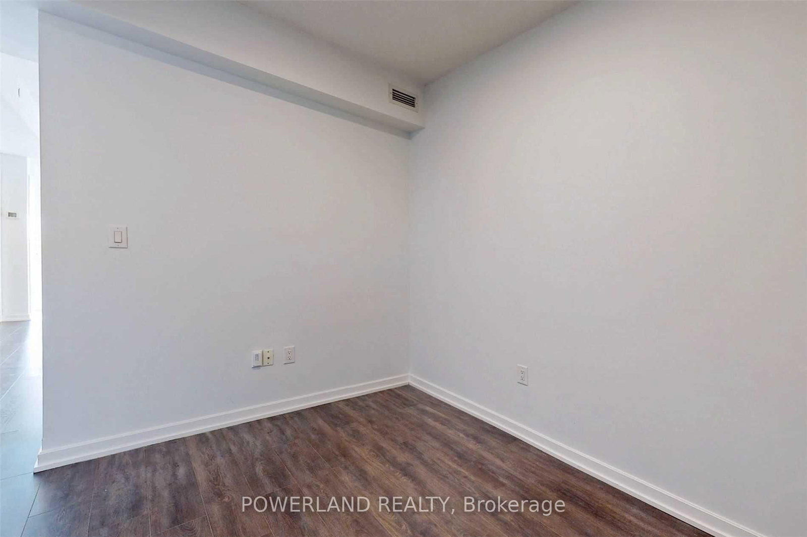 66 Forest Manor Road, Unit 2013 - Photo 6