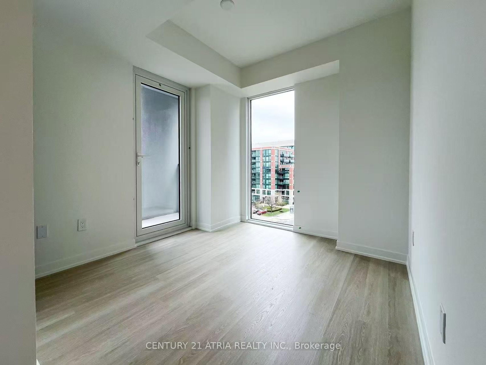 500 Wilson Avenue, Unit 604 - Photo 5