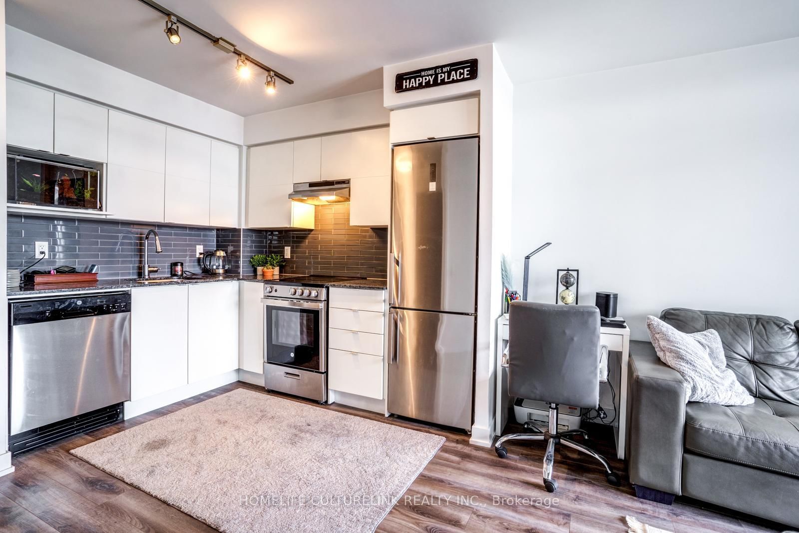 120 Varna Drive E, Unit 1220 - Photo 14