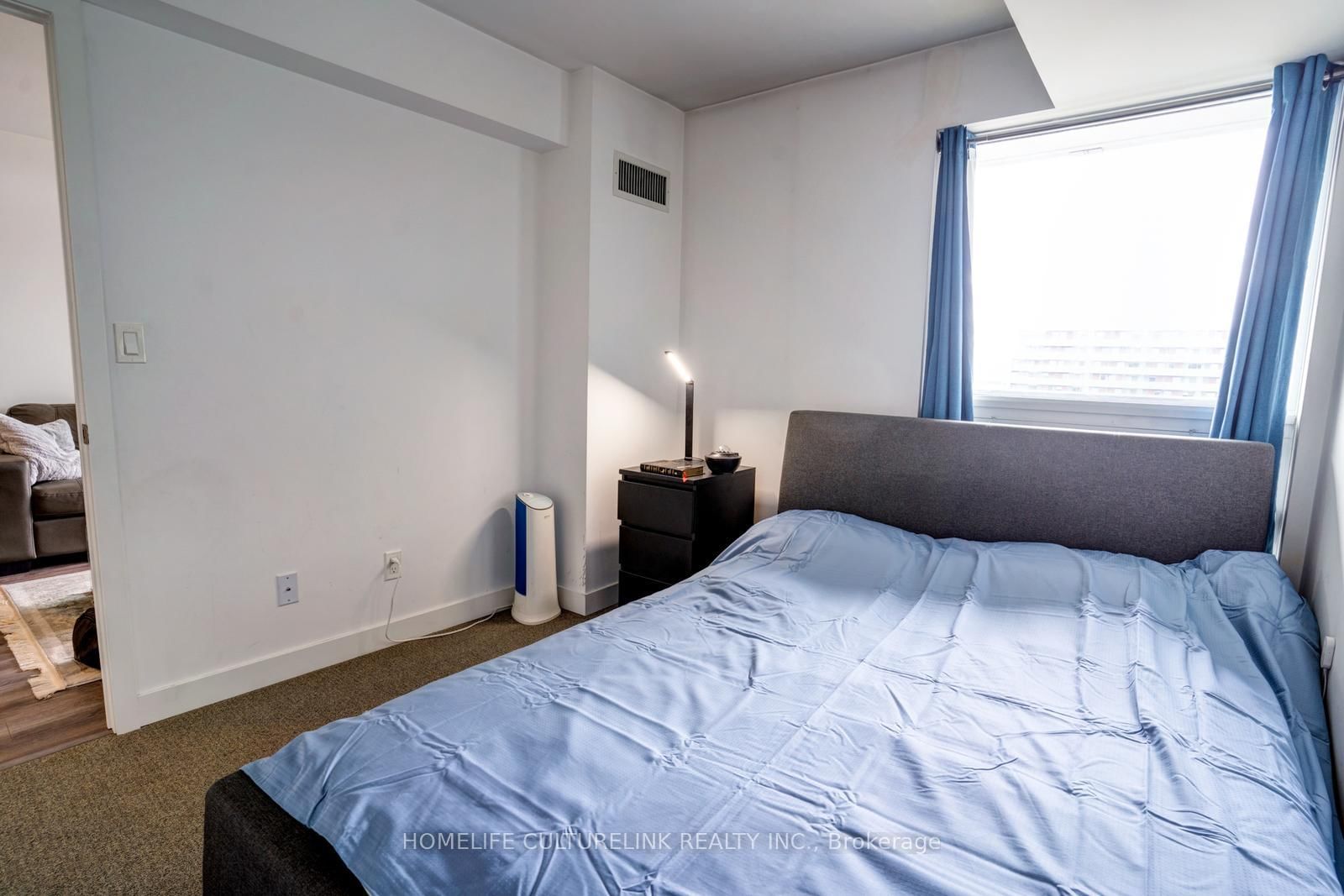 120 Varna Drive E, Unit 1220 - Photo 19