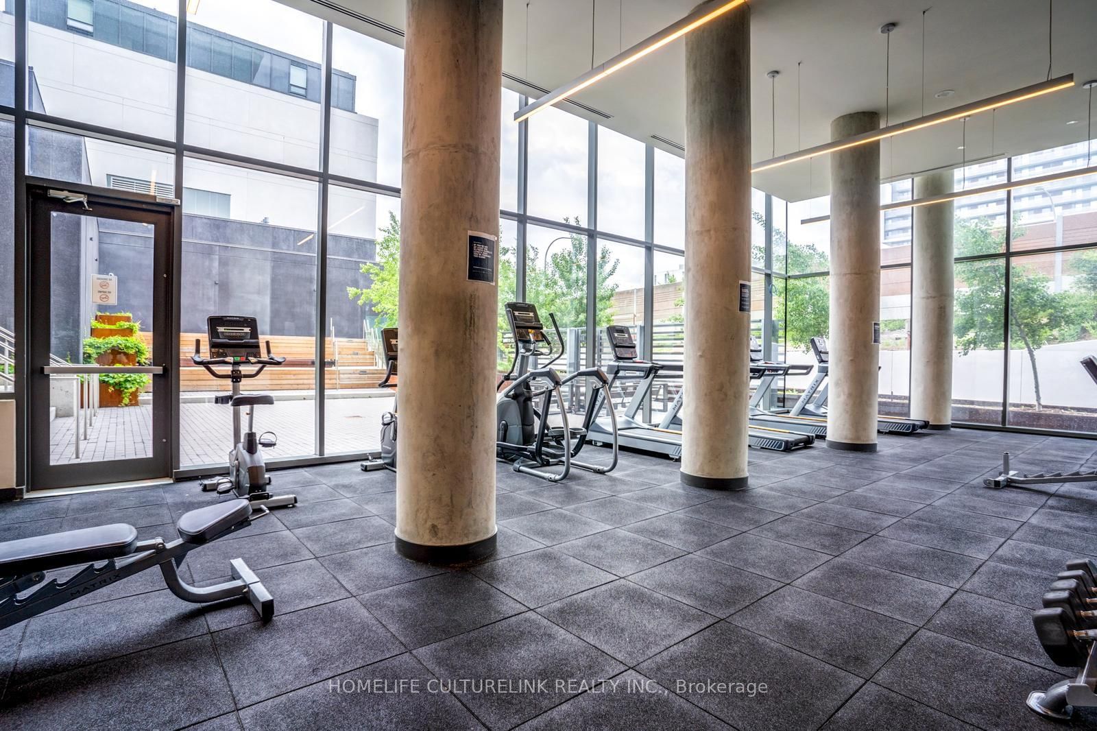 120 Varna Drive E, Unit 1220 - Photo 29