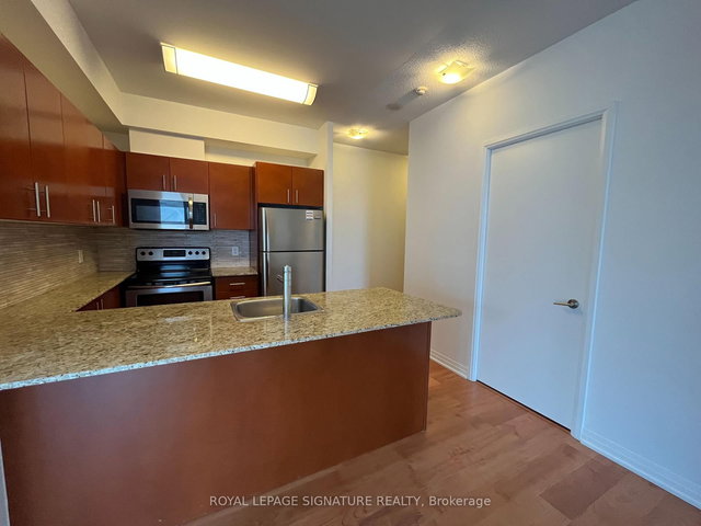 913 - 25 Cole Street