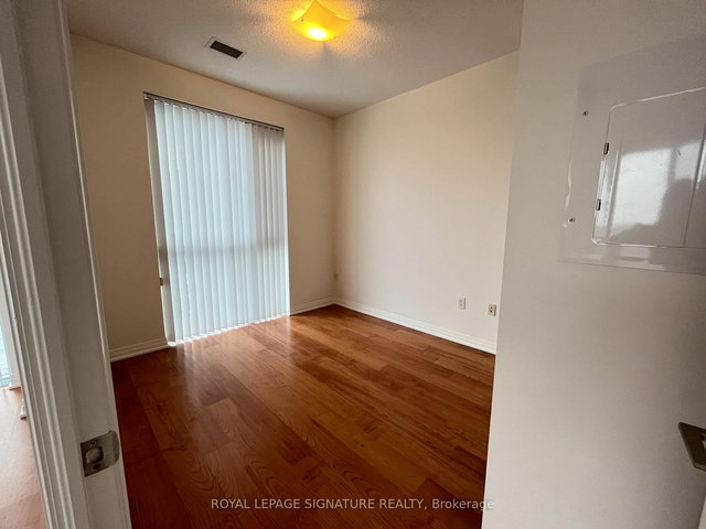 913 - 25 Cole Street