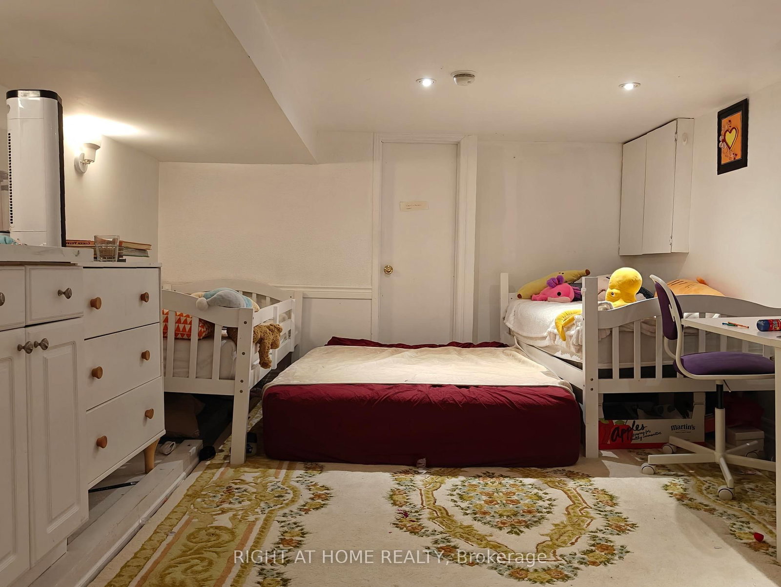 235 Soudan Avenue - Photo 19