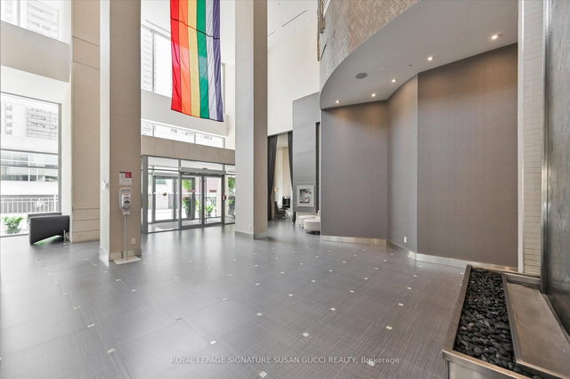 907 - 500 Sherbourne Street