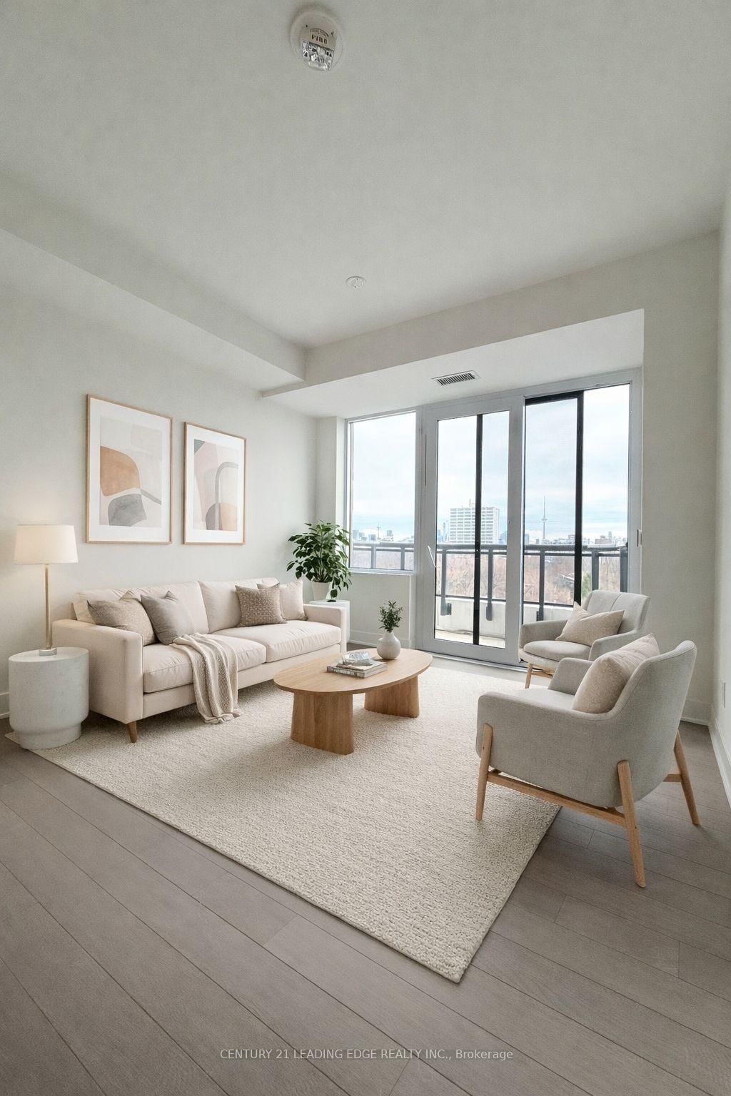 322 Dupont Street, Unit 702 - Photo 4