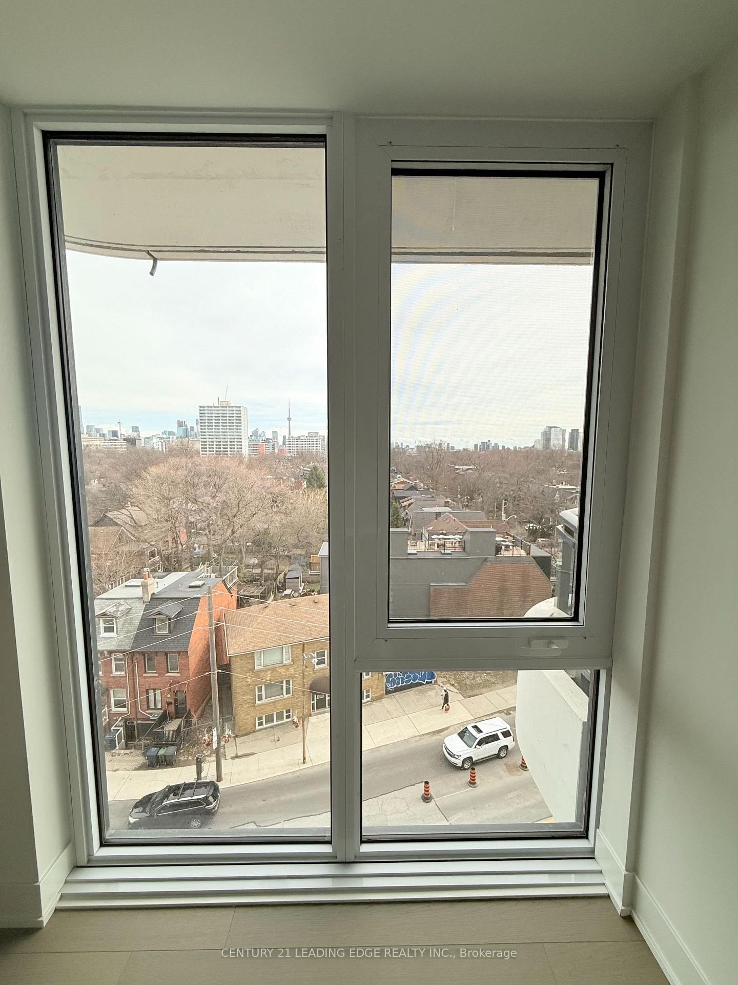 322 Dupont Street, Unit 702 - Photo 9