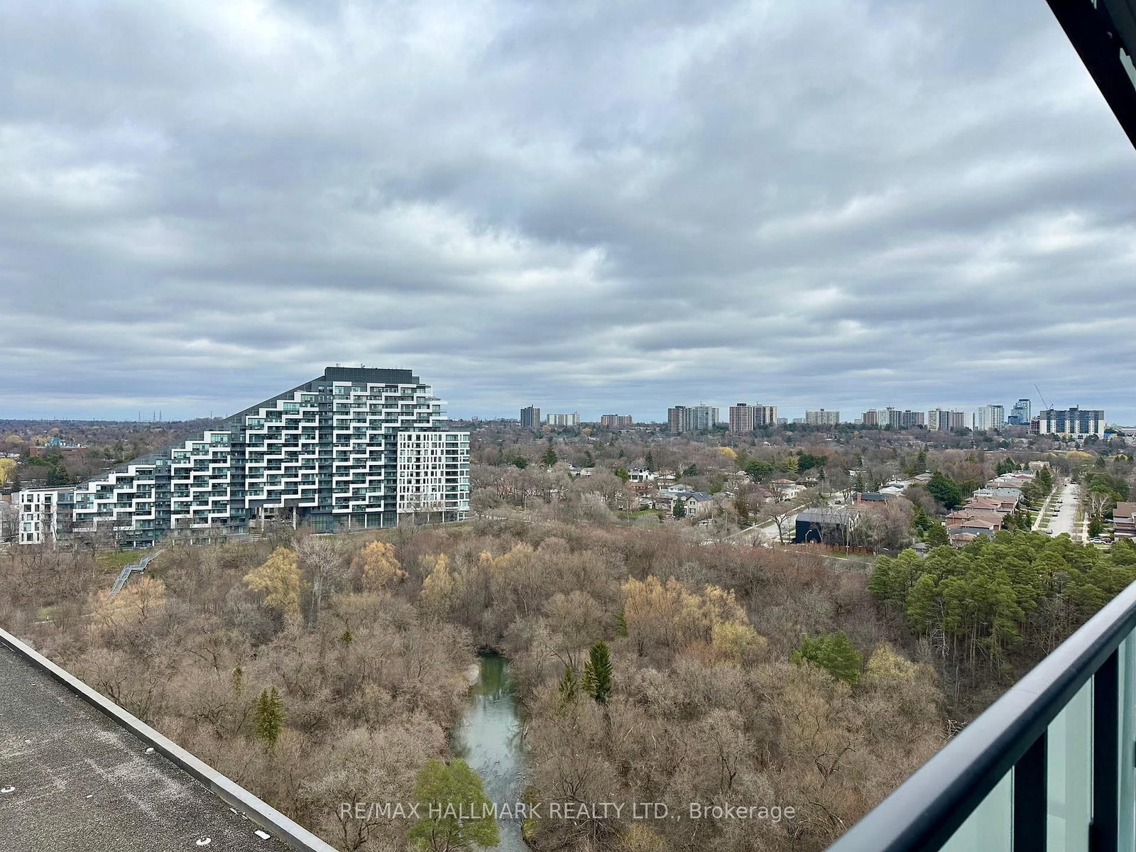 29 Green Trail Court, Unit 1605 - Photo 10