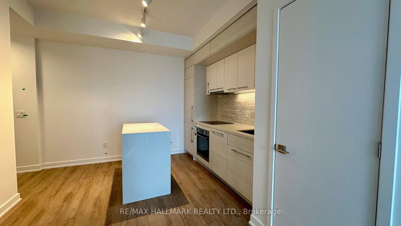 1605 - 29 Green Trail Crt, Toronto, M2K 0J9 | Image 2