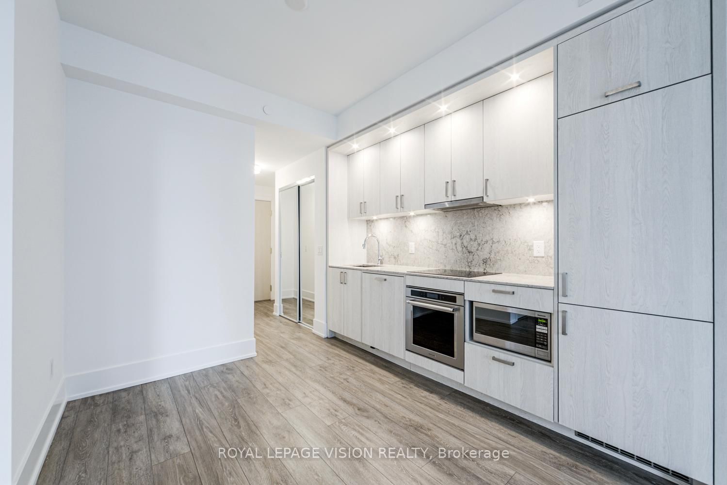 480 Front Street W, Unit 1311 - Photo 14