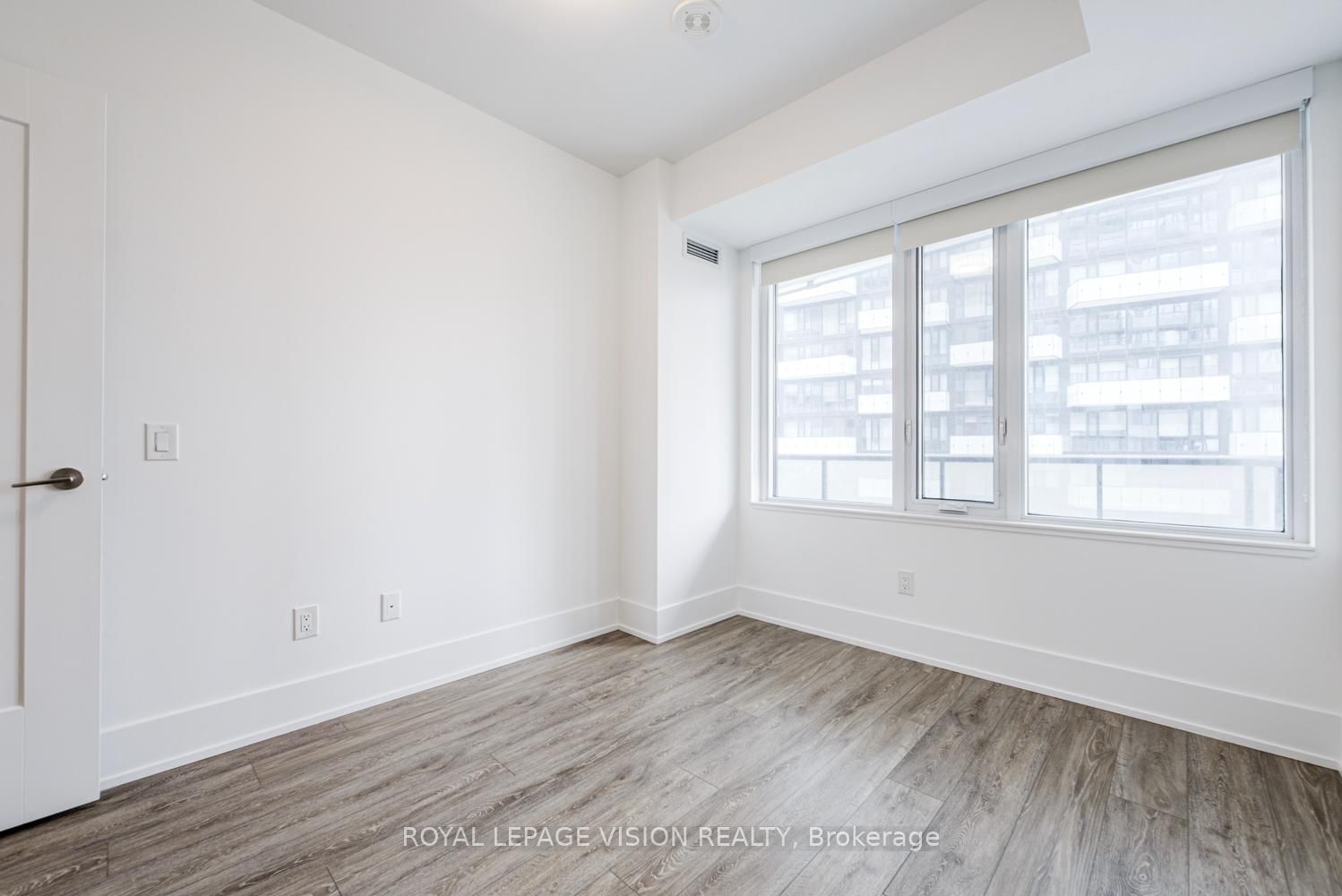 480 Front Street W, Unit 1311 - Photo 26