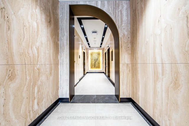 1311 - 480 Front Street W