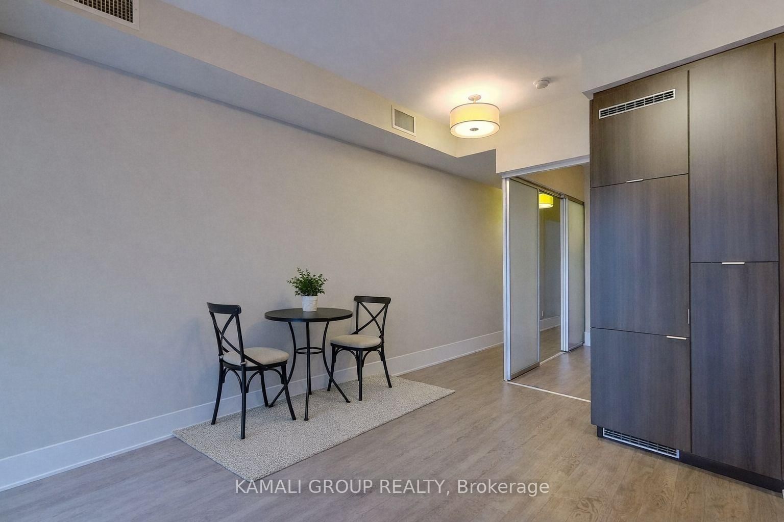 Condo for lease at 322-20 John Street, Toronto, Ontario, M5V 0G5 - Waterfront Communities C1 - MLS: C13012972