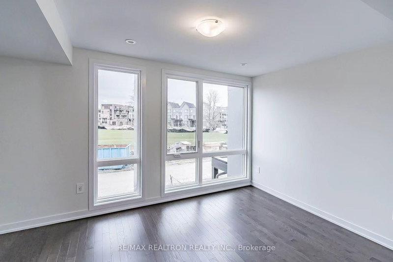 home for lease on 432 Lawrence Heights