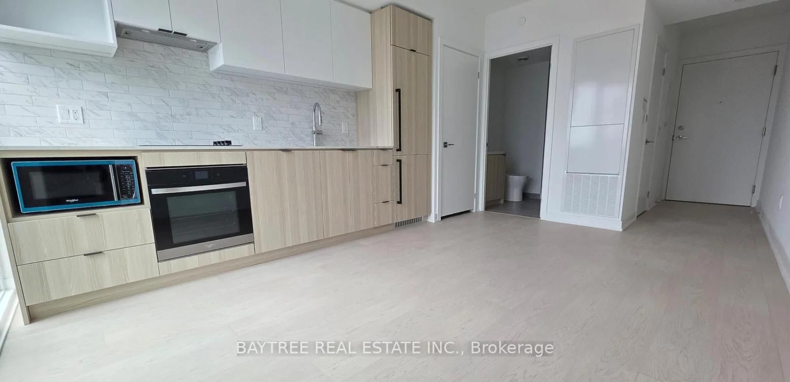 252 Church Street, Unit 3002 - Photo 4