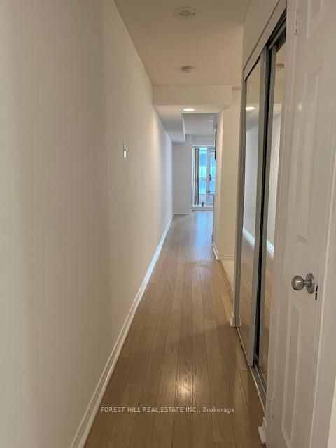 925 Bay Street, Unit 505 - Photo 11