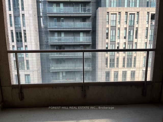 925 Bay Street, Unit 505 - Photo 19