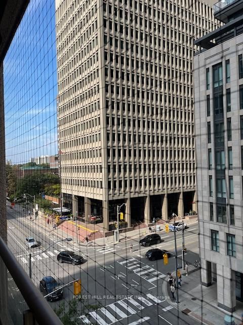 925 Bay Street, Unit 505 - Photo 20