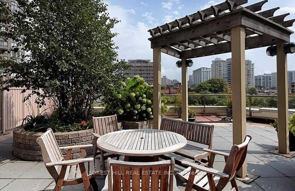 925 Bay Street, Unit 505 - Photo 31